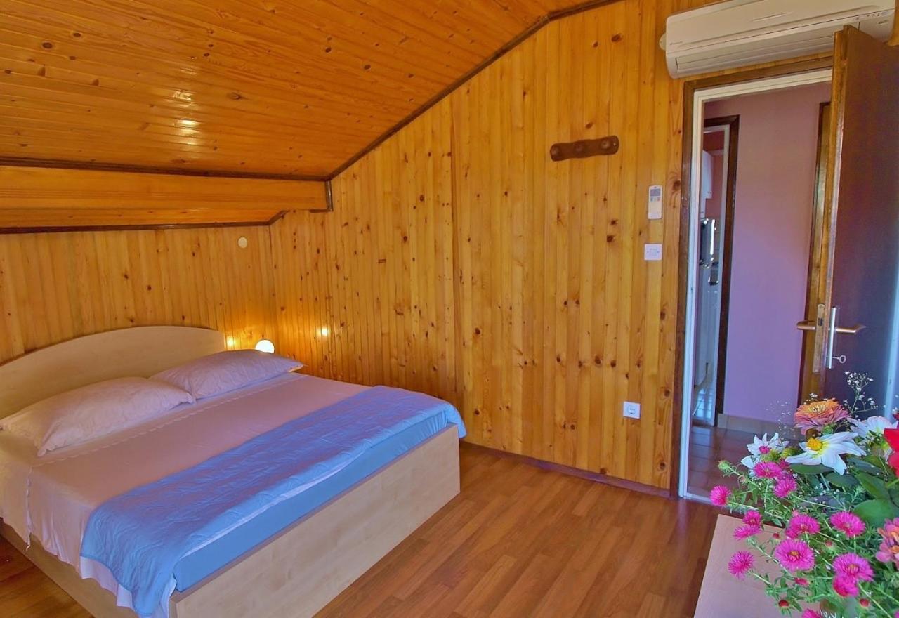 Apartments By The Sea Supetarska Draga - Donja, Rab - 4954 Εξωτερικό φωτογραφία