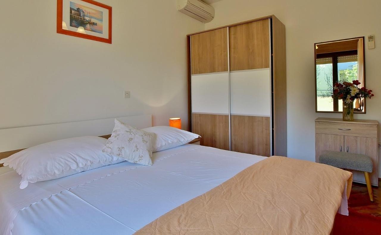 Apartments By The Sea Supetarska Draga - Donja, Rab - 4954 Εξωτερικό φωτογραφία
